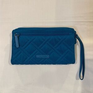 Vera Bradley RFID Front Zip Wristlet  Bahama Bay